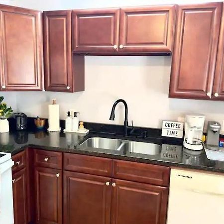 Cozy 2 Bedroom Townhouse Near Lake And Restaurants Гантерсвилл Экстерьер фото